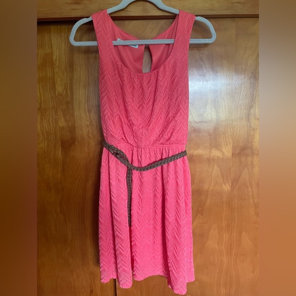 Spring Lace Dress - Picture 1 of 4